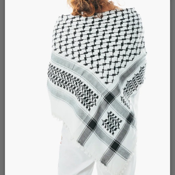 Houndstooth scarf, Keffiyeh, Arafat Hatta, cotton wide scarf with tassels, Shema - Picture 2 of 2